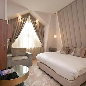  Hotel Novallure Downtown - Short